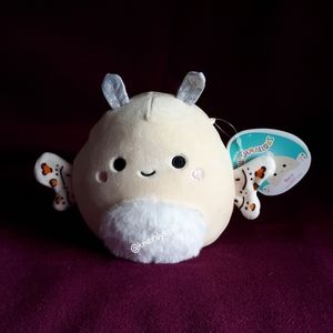 5" Berit the Moth Squishmallow